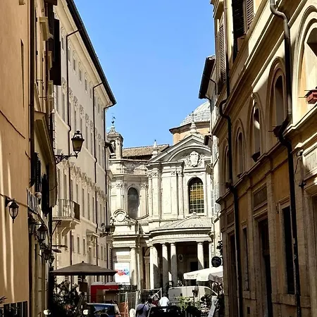 Apartment Navona Hideaway - Timeless Class & Confort *